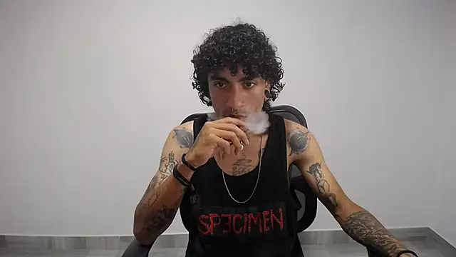 Snapshot of present_the_magic chatting on March 2025 04:54:02 AM present the magic online show from March 2025 04:54:02 AM