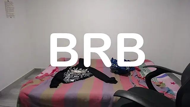 Snapshot of present_the_magic chatting on September 2025 09:29:02 PM present the magic online show from September 2025 09:29:02 PM