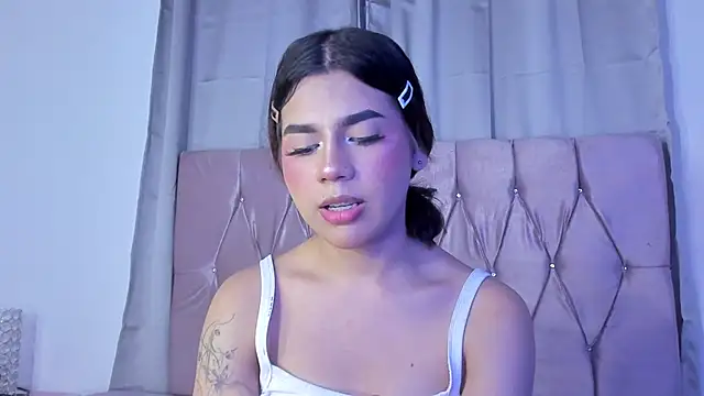 Snapshot of Ashley_piinkk_ chatting on February 2025 08:02:02 AM Ashley piinkk online show from February 2025 08:02:02 AM
