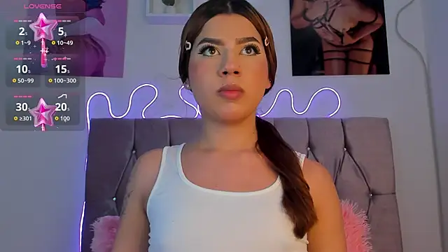 Snapshot of Ashley_piinkk_ chatting on September 2025 12:41:02 PM Ashley piinkk online show from September 2025 12:41:02 PM