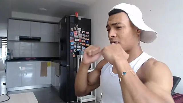 Jhonyblack 1 online show from May 2026 05:31:01 PM