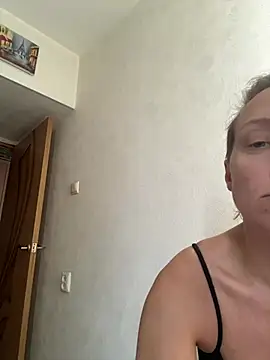 UmaTruewoman online show from June 2026 06:18:02 AM