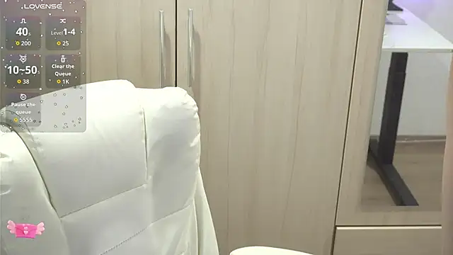 Snapshot of Billly1Love chatting on October 2025 10:08:01 PM Billly1Love online show from October 2025 10:08:01 PM