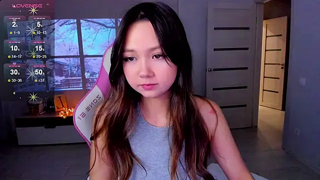 Fluffy Rose online show from December 2025 02:48:01 PM