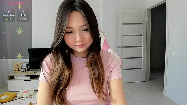 Fluffy Rose online show from April 2026 09:46:01 AM