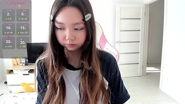 Fluffy Rose online show from June 2026 12:26:01 AM