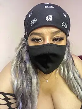 Snapshot of mari_layali chatting on December 2024 04:35:02 AM mari layali online show from December 2024 04:35:02 AM