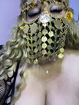 Snapshot of mari_layali chatting on December 2024 07:15:02 AM mari layali online show from December 2024 07:15:02 AM