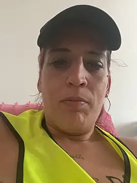 Snapshot of Haleytightlips1986 chatting on April 2026 10:30:01 AM Haleytightlips1986 online show from April 2026 10:30:01 AM