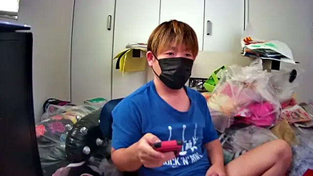 Snapshot of Osikokusama chatting on October 2025 02:01:02 AM Osikokusama online show from October 2025 02:01:02 AM