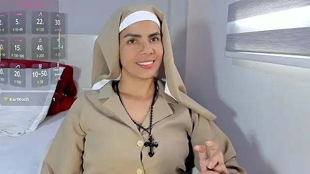 Snapshot of ClaraMariaMon chatting on October 2025 07:03:02 PM ClaraMariaMon online show from October 2025 07:03:02 PM