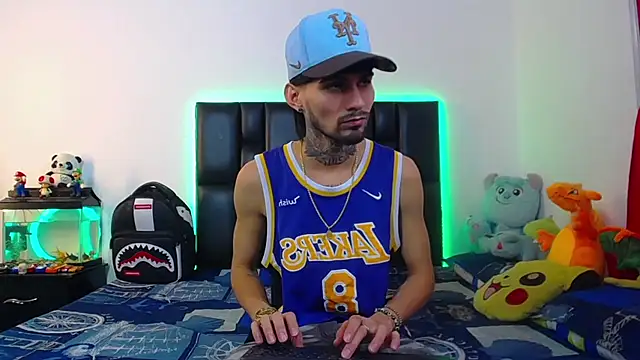 Brutal Sex Fucking online show from July 2026 01:18:02 AM