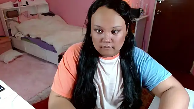 GiannaLopezSmith online show from October 2025 02:58:02 PM