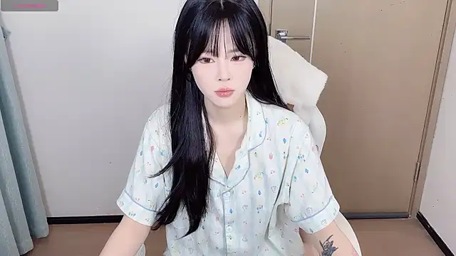 Mini-X online show from October 2025 07:07:02 AM