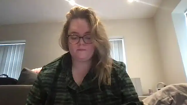 honeyyy24 online show from May 2026 09:58:02 AM