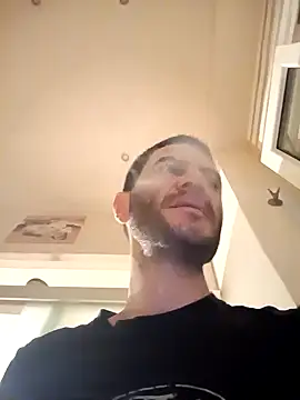 Snapshot of Gigolo4040 chatting on January 2025 05:44:02 AM Gigolo4040 online show from January 2025 05:44:02 AM