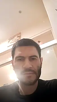 Snapshot of Gigolo4040 chatting on January 2025 08:25:02 PM Gigolo4040 online show from January 2025 08:25:02 PM