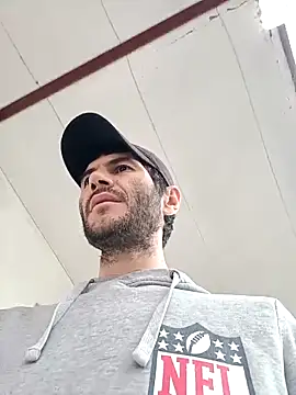 Snapshot of Gigolo4040 chatting on March 2025 09:44:02 AM Gigolo4040 online show from March 2025 09:44:02 AM