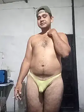 travieso2893 online show from May 2026 03:45:02 AM