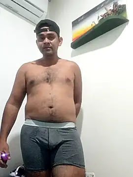 travieso2893 online show from June 2026 01:27:01 AM