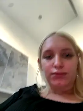 Snapshot of Milkyy_wway chatting on September 2025 07:35:02 AM Milkyy wway online show from September 2025 07:35:02 AM