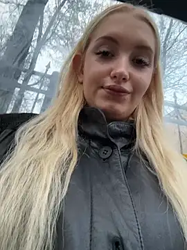 Snapshot of Milkyy_wway chatting on November 2025 06:23:01 AM Milkyy wway online show from November 2025 06:23:01 AM