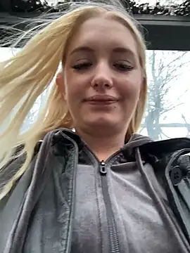 Snapshot of Milkyy_wway chatting on November 2025 06:24:02 AM Milkyy wway online show from November 2025 06:24:02 AM