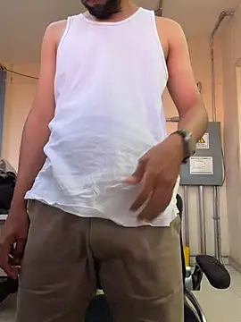 EnriquePersian197 online show from April 2026 10:18:01 PM