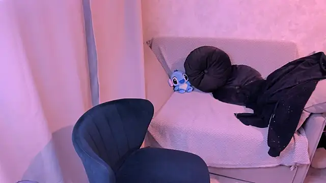 kirraa  online show from January 2025 09:39:02 PM