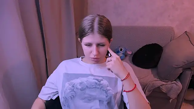 kirraa  online show from January 2025 07:18:01 PM