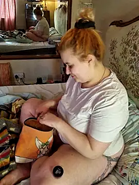 Snapshot of JosieAndYou chatting on March 2025 09:56:02 AM JosieAndYou online show from March 2025 09:56:02 AM