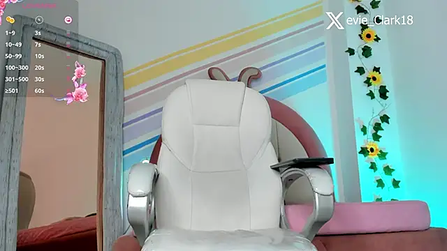 Evie Clark online show from March 2025 07:39:01 PM