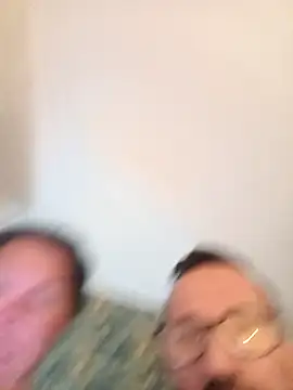 Snapshot of Porco81cazzo chatting on November 2025 08:40:01 PM Porco81cazzo online show from November 2025 08:40:01 PM