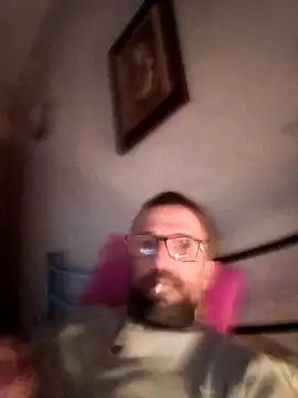 Snapshot of Porco81cazzo chatting on November 2025 09:07:01 PM Porco81cazzo online show from November 2025 09:07:01 PM