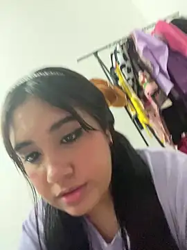 Snapshot of melyescobar chatting on December 2024 12:00:02 PM melyescobar online show from December 2024 12:00:02 PM