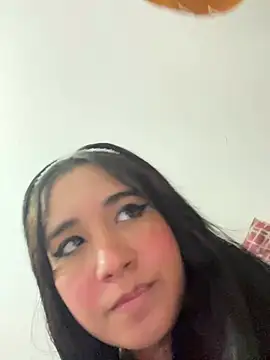 Snapshot of melyescobar chatting on December 2024 12:06:01 PM melyescobar online show from December 2024 12:06:01 PM