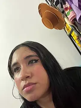 Snapshot of melyescobar chatting on December 2024 02:42:02 PM melyescobar online show from December 2024 02:42:02 PM