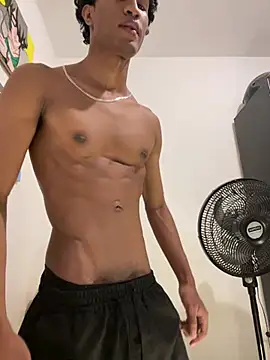 Snapshot of Masterikee chatting on January 2025 09:16:01 PM Masterikee online show from January 2025 09:16:01 PM