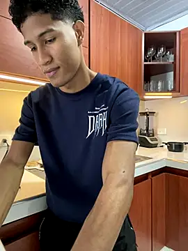 Snapshot of Masterikee chatting on September 2025 03:47:01 PM Masterikee online show from September 2025 03:47:01 PM