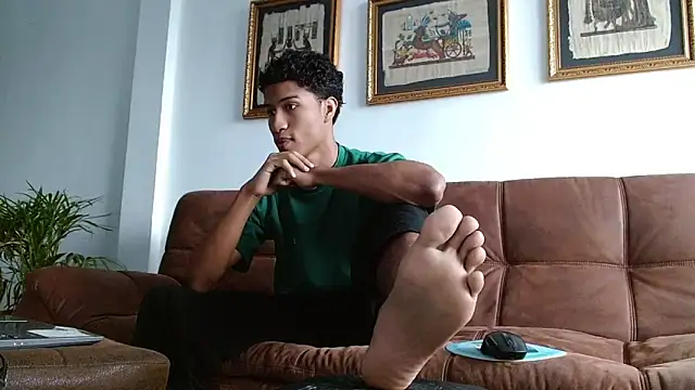 Snapshot of Masterikee chatting on October 2025 12:09:01 PM Masterikee online show from October 2025 12:09:01 PM