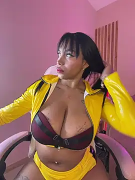 MadeleineSanez online show from June 2026 12:56:02 AM