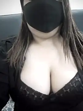 Naughty-Trisha online show from May 2026 07:48:02 AM