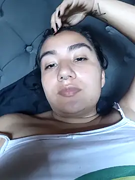 Hellen Alex online show from October 2025 02:40:01 PM