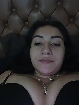 Snapshot of Hellen_Alex chatting on February 2026 01:51:02 PM Hellen Alex online show from February 2026 01:51:02 PM