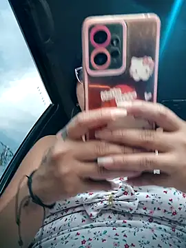 Snapshot of naughty-girl01 chatting on January 2025 04:30:02 PM naughty-girl01 online show from January 2025 04:30:02 PM