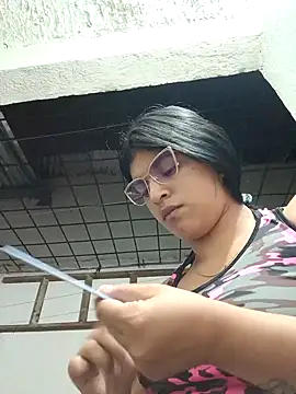 Snapshot of naughty-girl01 chatting on February 2025 10:14:02 AM naughty-girl01 online show from February 2025 10:14:02 AM