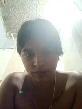 Snapshot of naughty-girl01 chatting on February 2025 10:04:01 AM naughty-girl01 online show from February 2025 10:04:01 AM