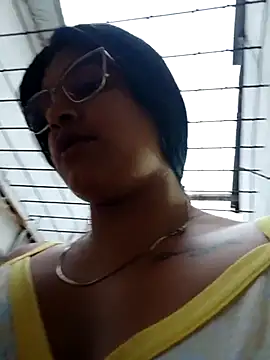 Snapshot of naughty-girl01 chatting on March 2025 11:18:01 AM naughty-girl01 online show from March 2025 11:18:01 AM