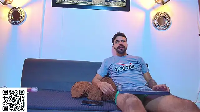 max ashley mds online show from June 2026 01:37:01 PM