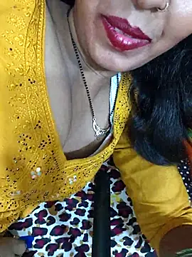 Snapshot of Sharmila-Singh chatting on August 2026 08:11:02 PM Sharmila-Singh online show from August 2026 08:11:02 PM